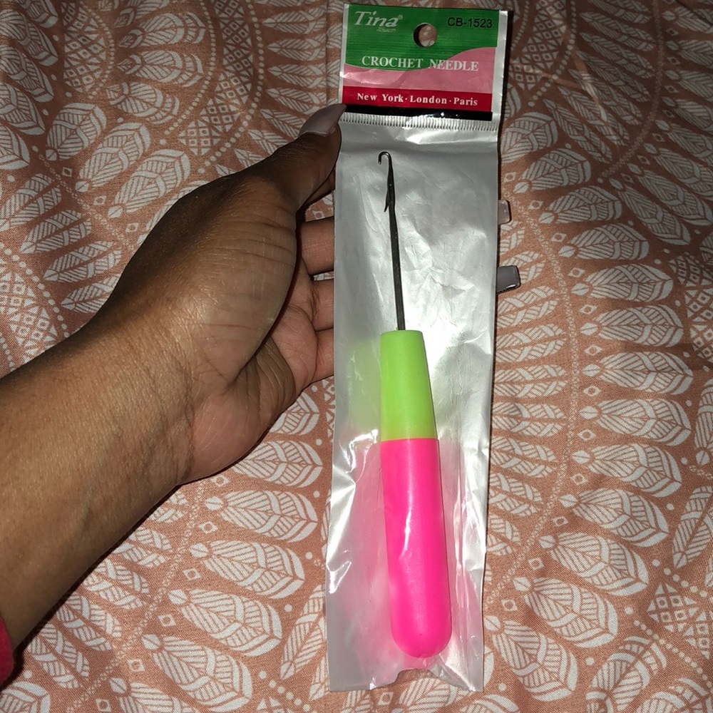 Crochet needle